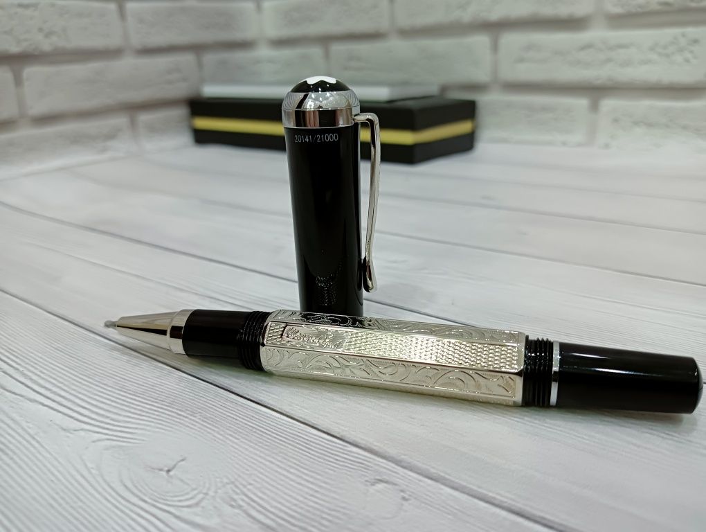 Кулькова металева ручка Montblanc