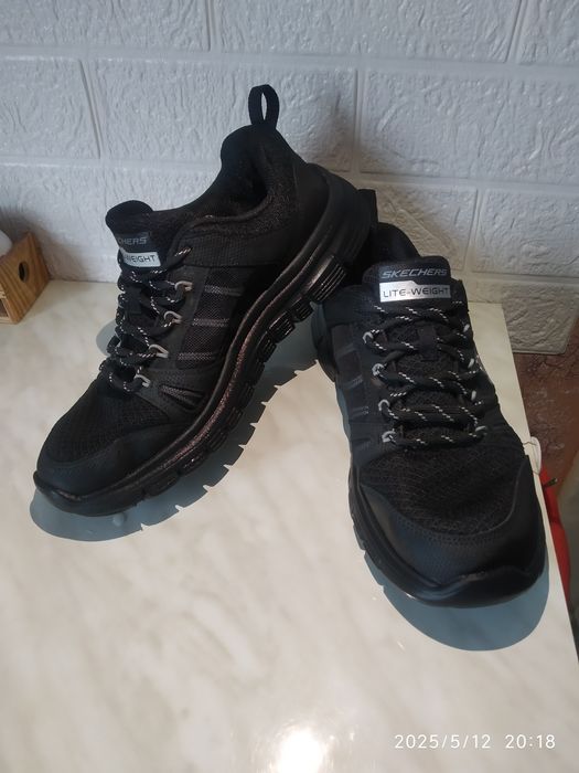 Акція. Чоловічі кросівки skechers