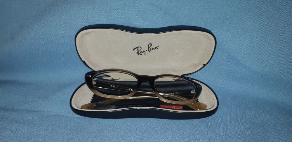 Óculos castanhos Ray-Ban