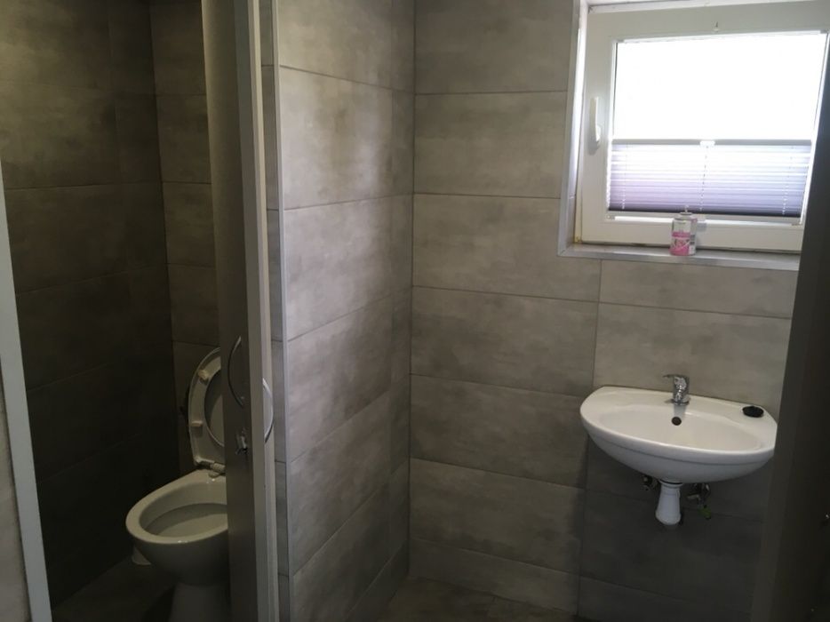 Tanie pokoje do wynajęcia, noclegi pracownicze dla firm, hostel.