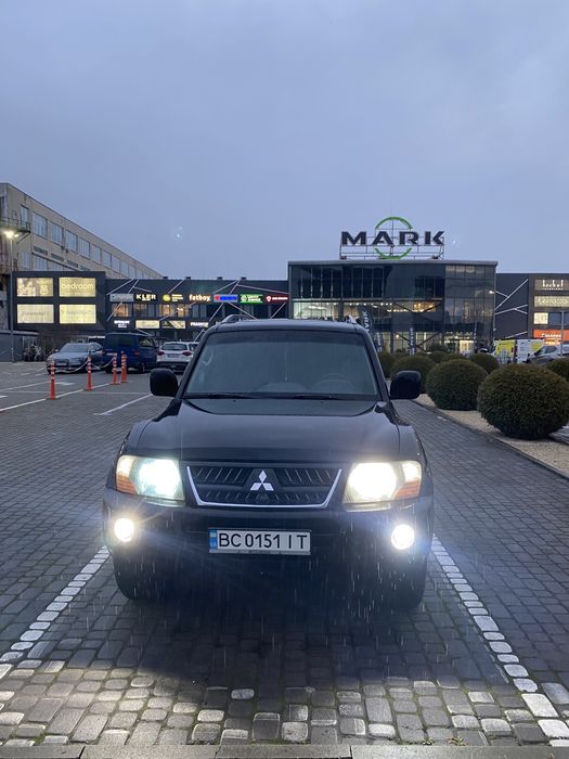 Мітсубісі Паджеро