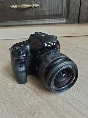 Фотоапарат Sony SLT-A65 kit + портретний об'єктив Minolta 50mm f/1.7