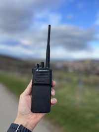 Рація Motorola МОТОРОЛА DP4400e 256 2450 mAh VHF (136-174MHZ)