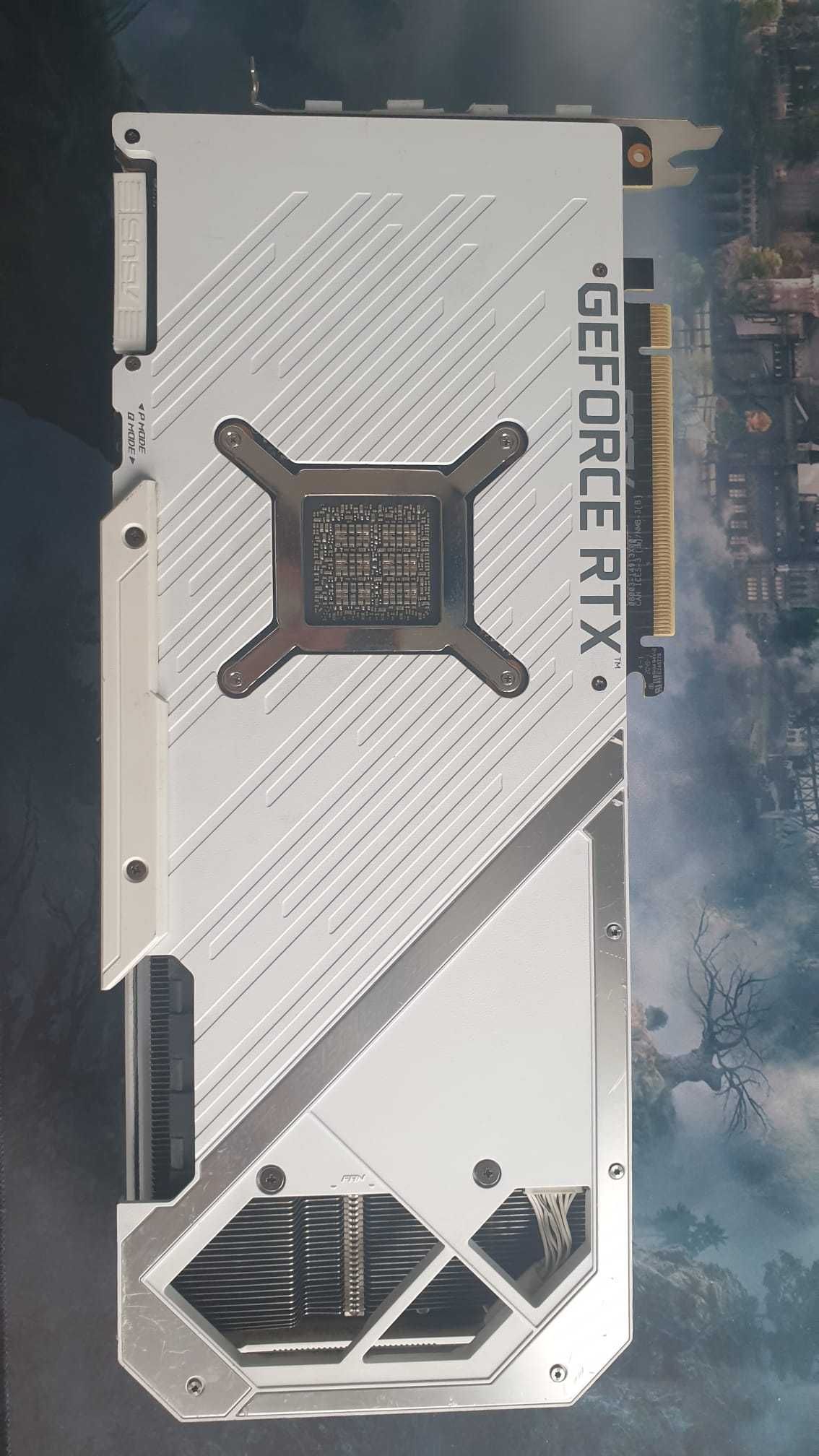 Placa gráfica Asus rog strix rtx 3090