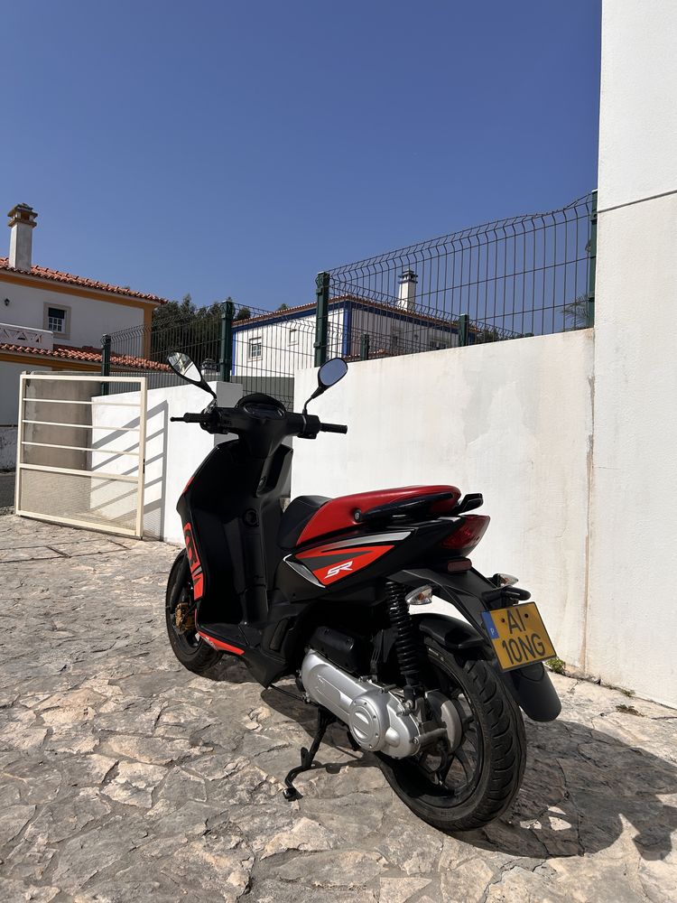 Aprilia sr50 compativel com licenca AM