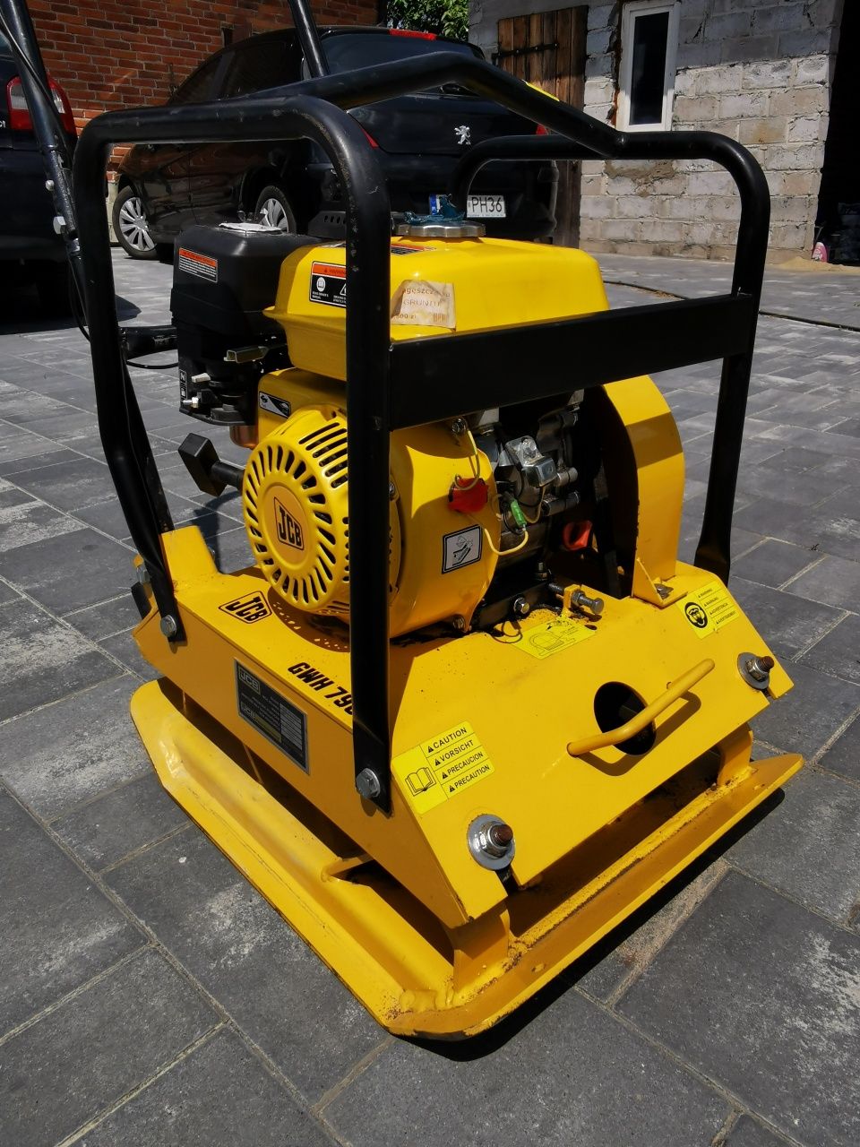 Zagęszczarka gruntu JCB