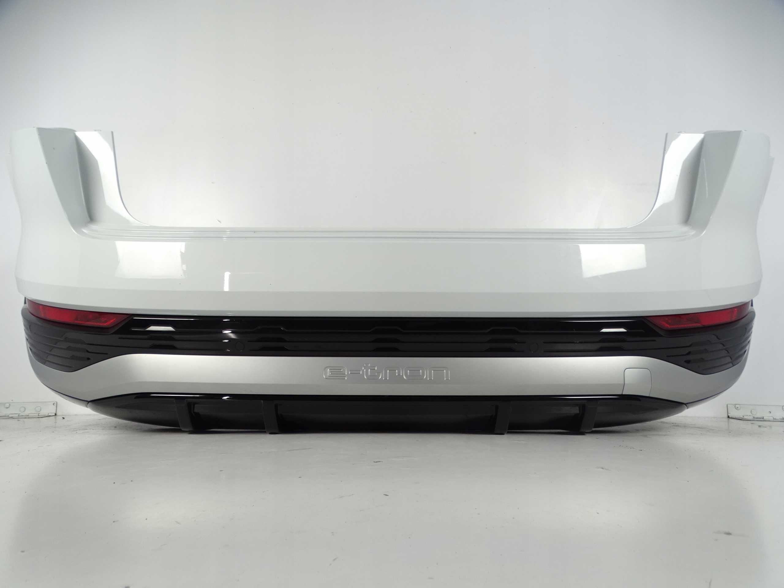 AUDI E-TRON 4KE Бампер задний