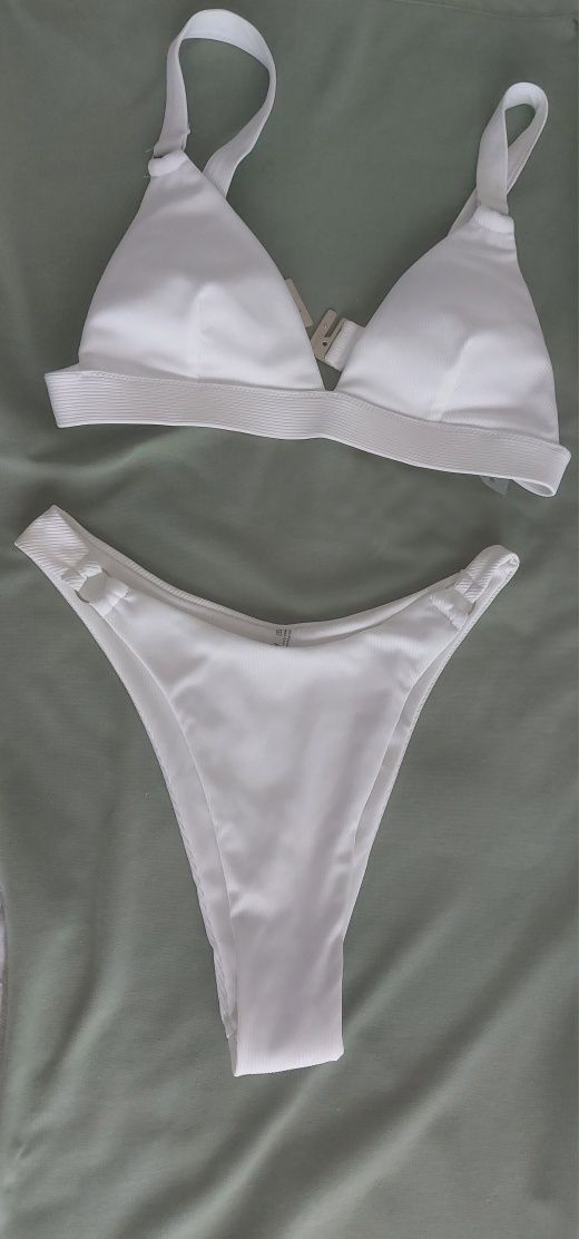 Bikini branco shein.  novo