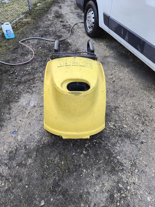 Myjka z podgrzewaniem Karcher 558 c Eco