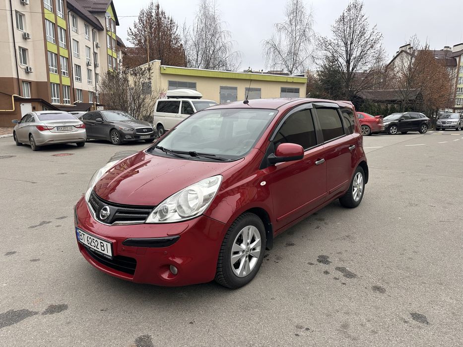 Nissan Note 2011, 1.6, АКПП
