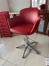Fotel fryzjerki czerwony regulowany