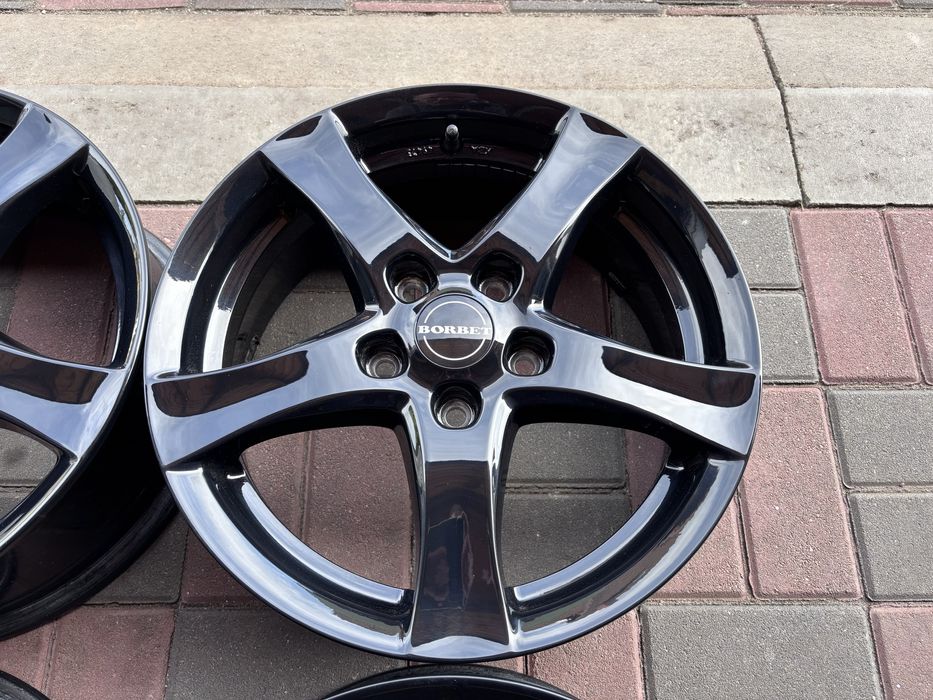 Felgi Borbet 5x112 VW Seat Skoda 6Jx16 ET48 Golf Touran T roc