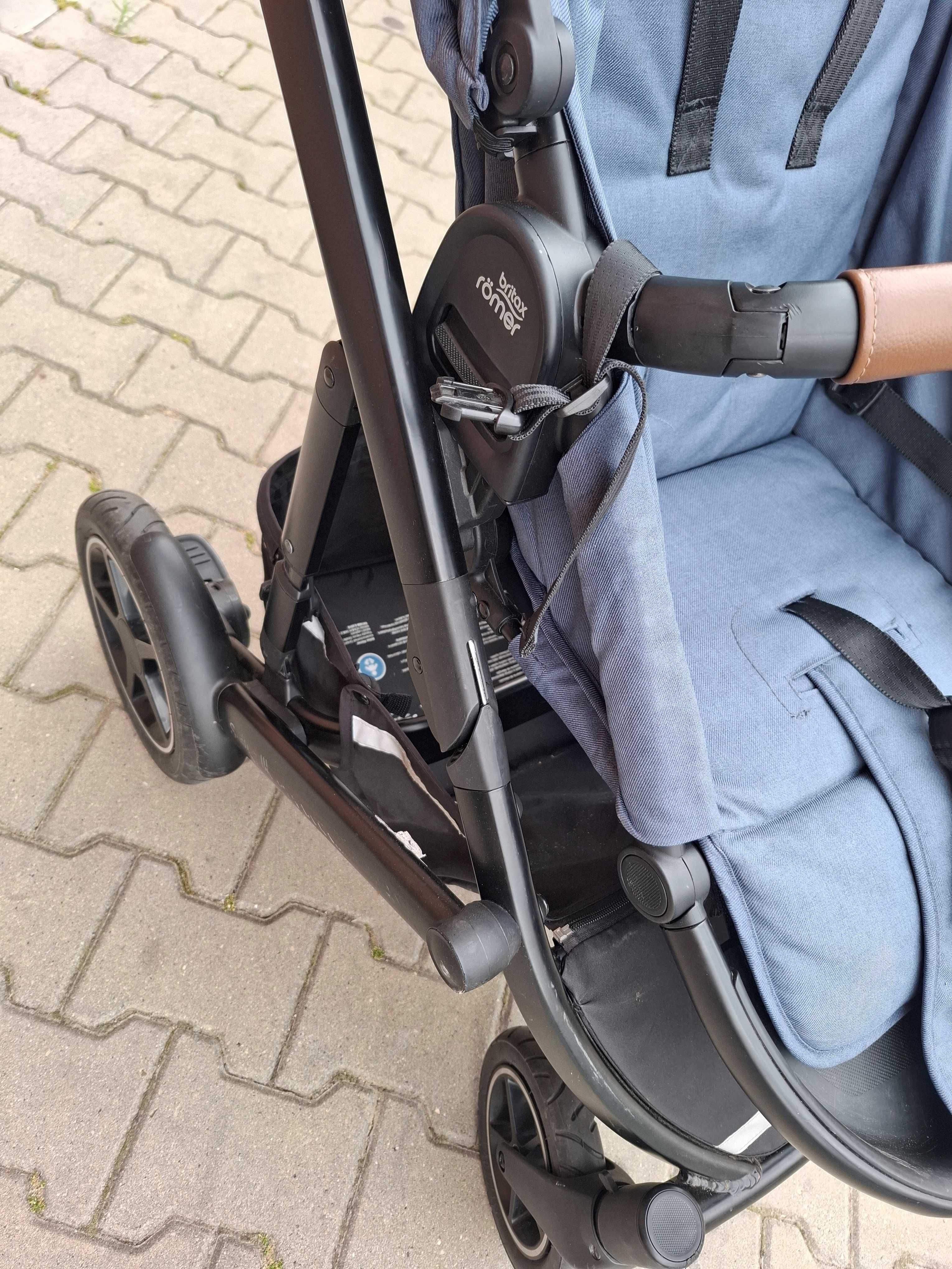 Wózek Britax Romer Smile spacerówka/gondola plus fotelik Baby Safe 3