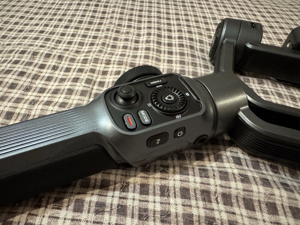 Стабилизатор Zhiyun Smooth 5