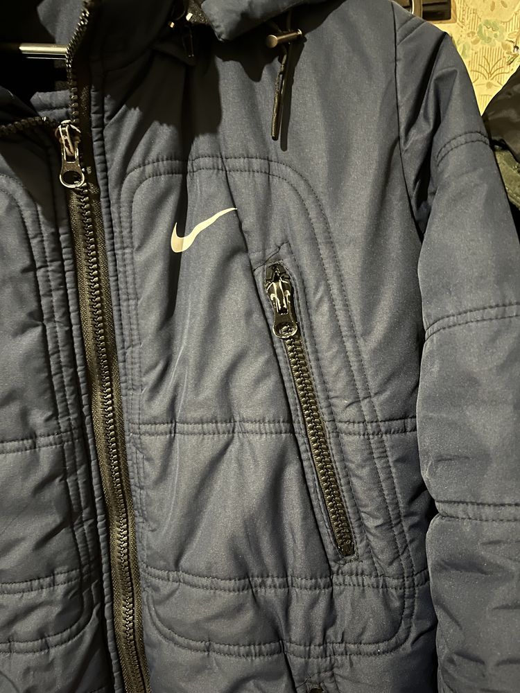 Пуховик Nike 11-12лет