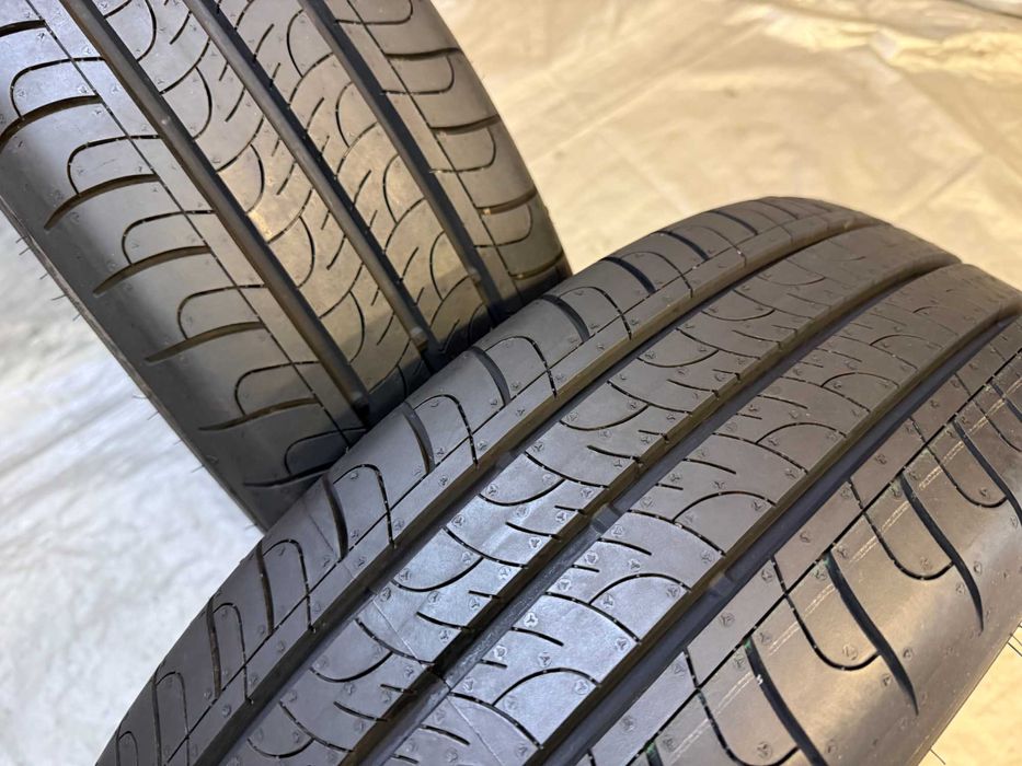Opony letnie Goodyear EfficientGrip Cargo 195/65/16C 100/98H jak NOWE