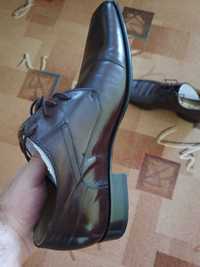 Pantofle Gino Rossi, brązowe, skóra, r. 39, stopa 25 cm, NOWE