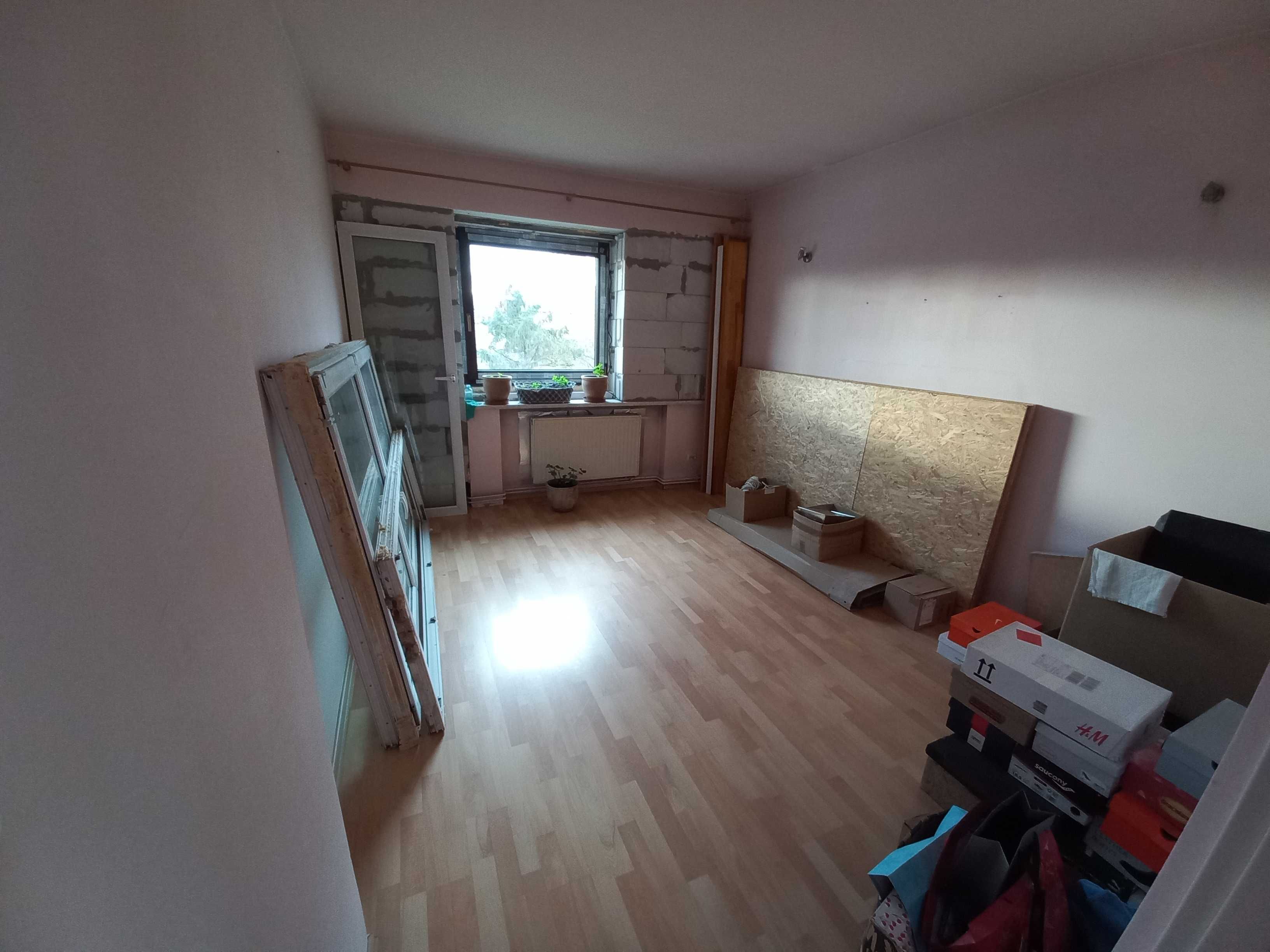 Do wynajęcia lokal  w centrum Siechnic.