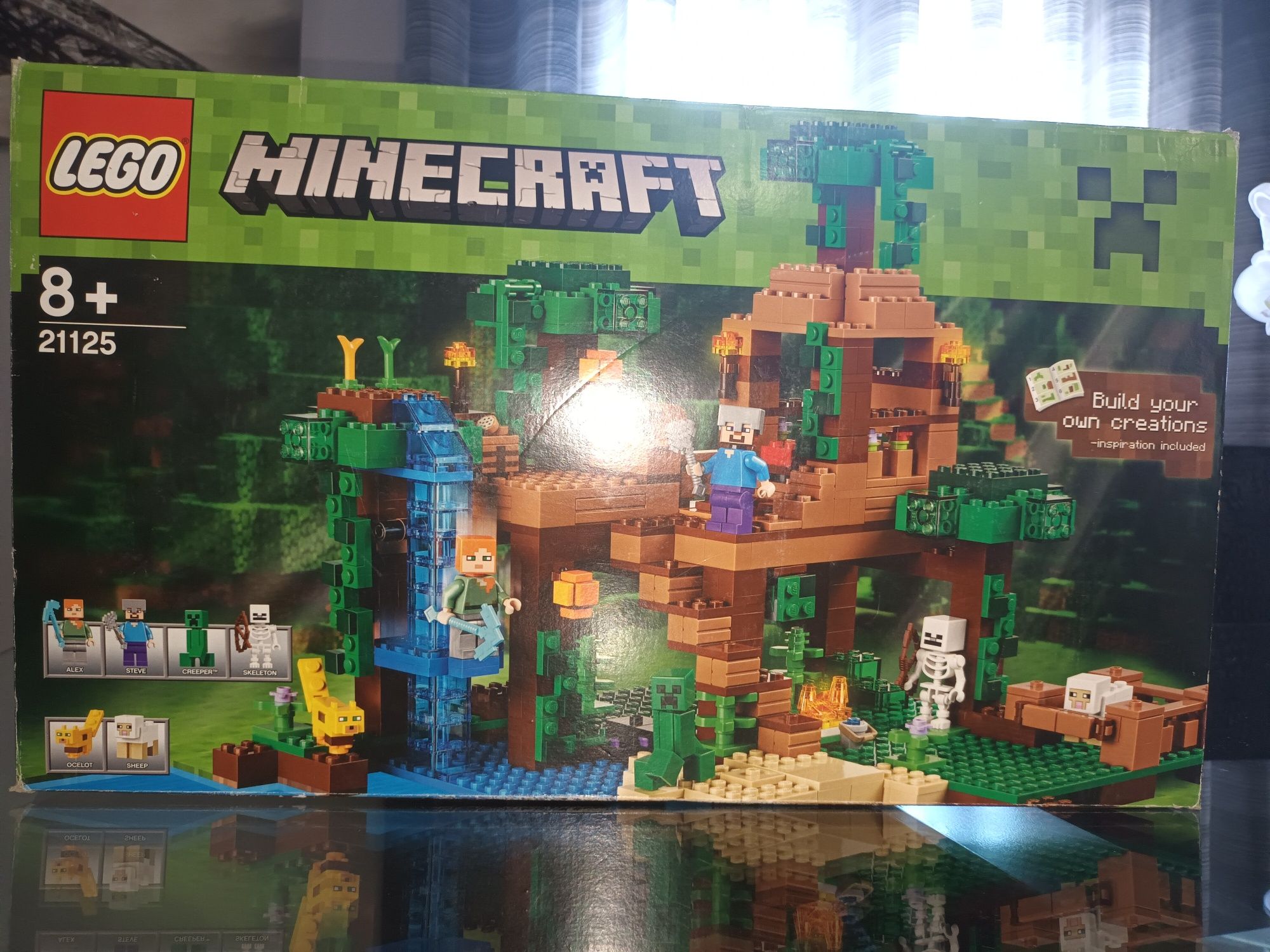 A Casa da Árvore da Selva (LEGO Minecraft 21125)