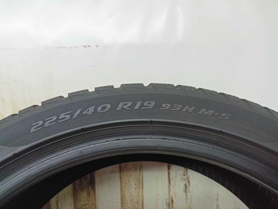 Pirelli SottoZero 3 225/40/19 21r. 93H 2x6,2mm (6609)