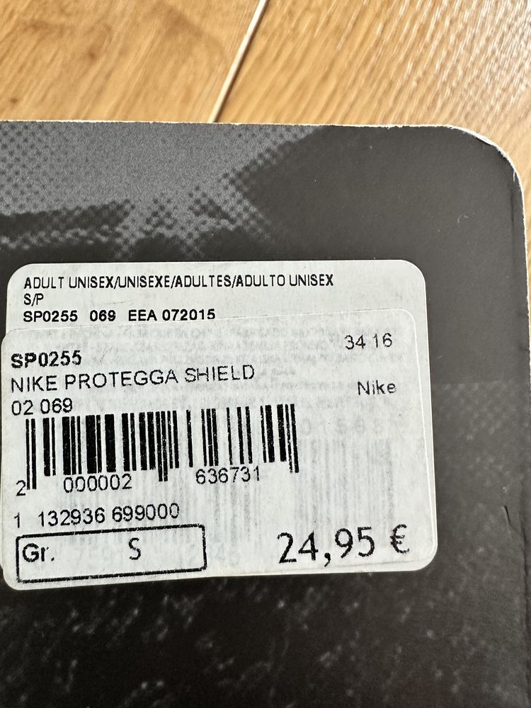 Nike nowe ochraniacze s piłkarskie protektor na lydki