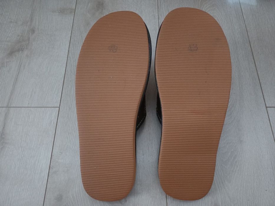 Шкіряні чоловічі тапочки 43р