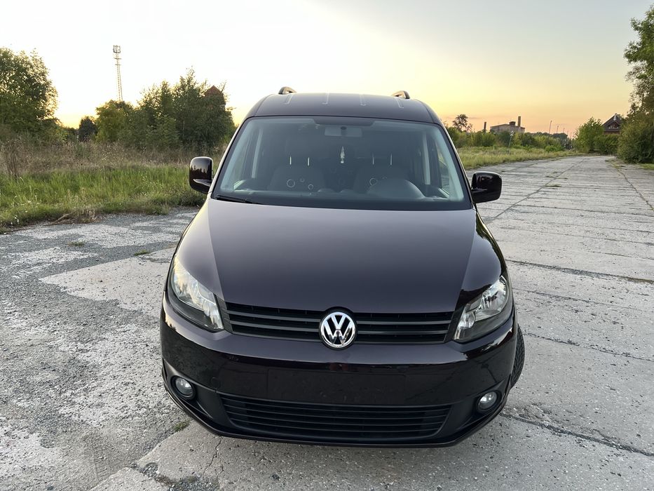 VW Caddy 1,6 diesel rok 2011 UNIKATOWY KOLOR