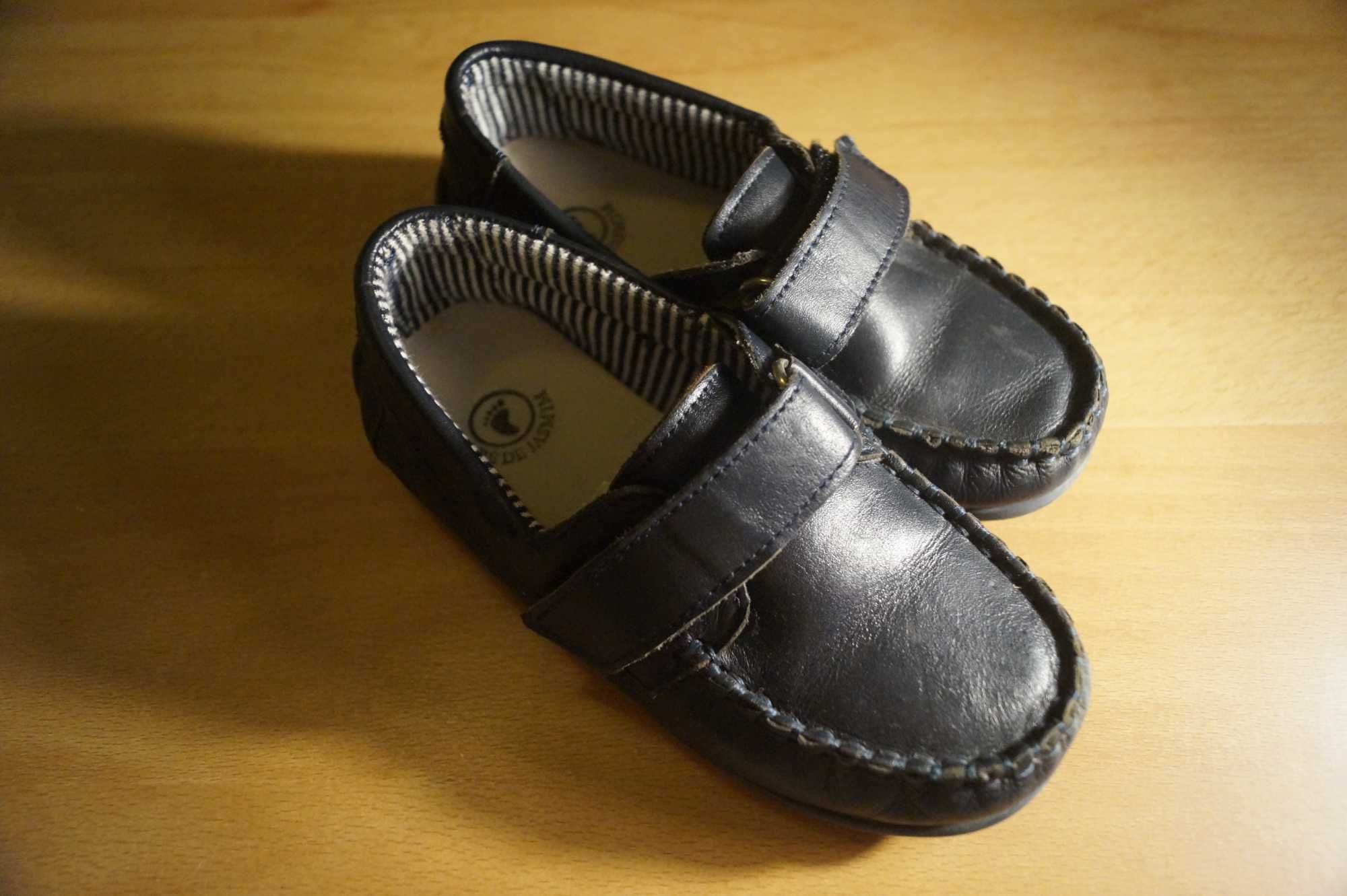 Sapatos de criança (27), em pele.