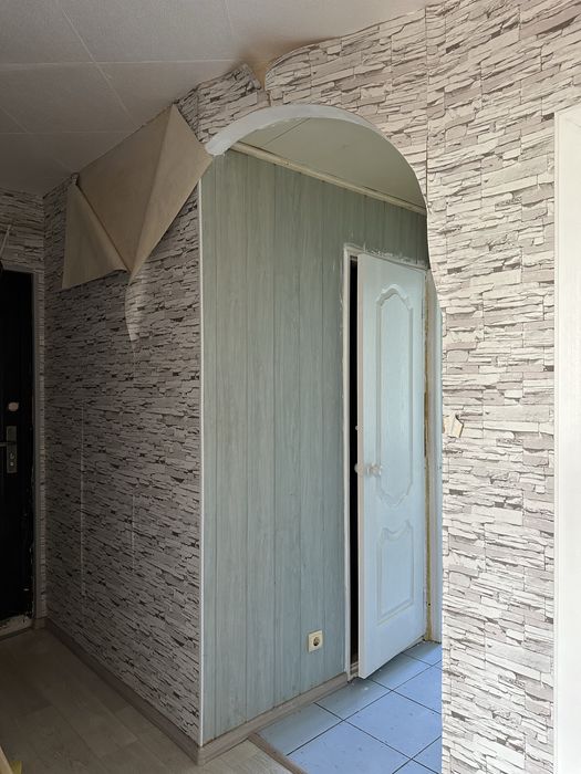 Продається тепла 2-кімнатна квартира м.Кривий Ріг , Інгулецький р-н