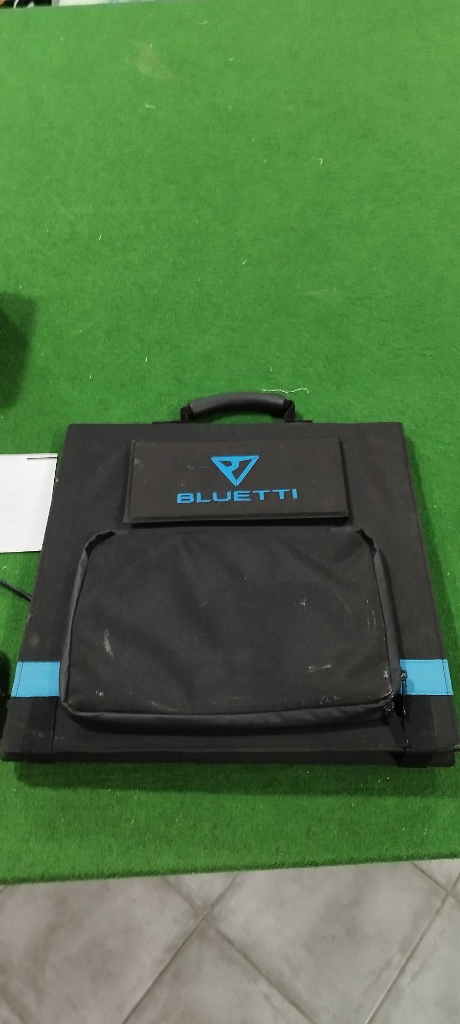 Bateria Bluetti EB70 c/ painel solar 120 watts