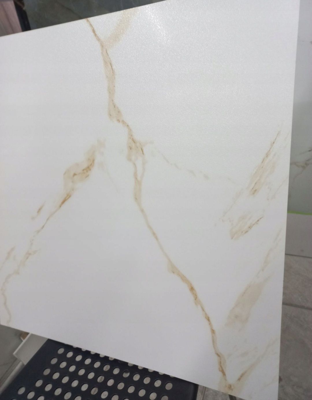 Płytki Carrara Gold Lapatto 60x60