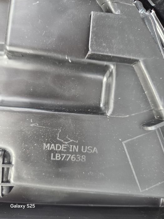 Фари tesla model 3 2024+