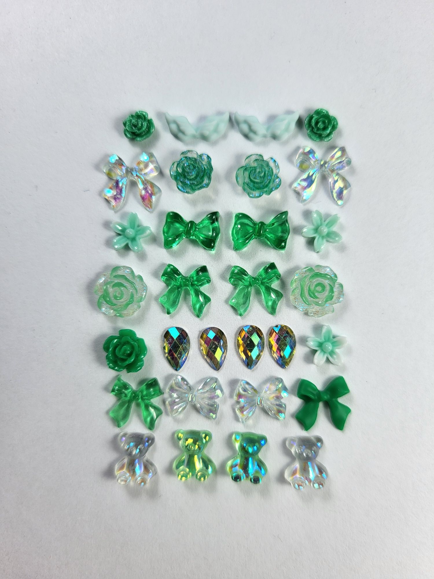 Ozdoby 3d zielone do paznokci manicure kokardki misie róże kwiaty