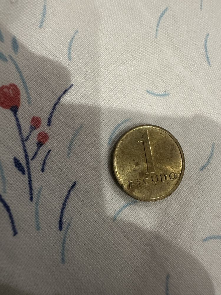 Moeda de 1 escudo de 1982