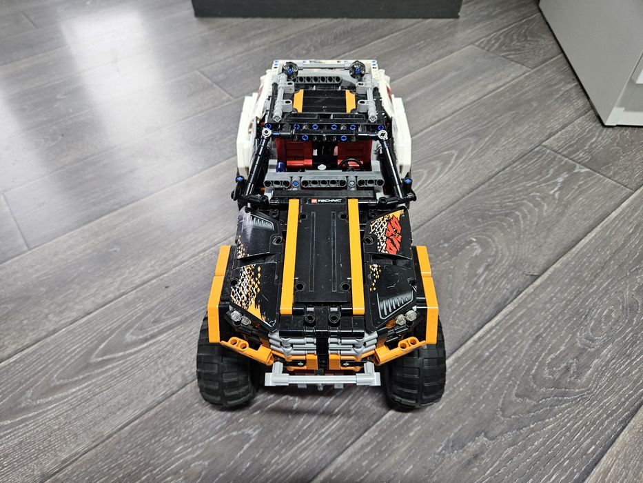 Lego 9398 technic 4х4 отличное состояние оригинал Лего техник джип