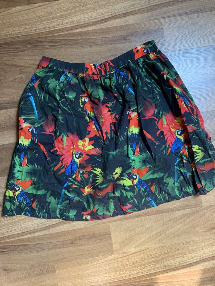Spodnica papugi kwiaty love moschino m cudo