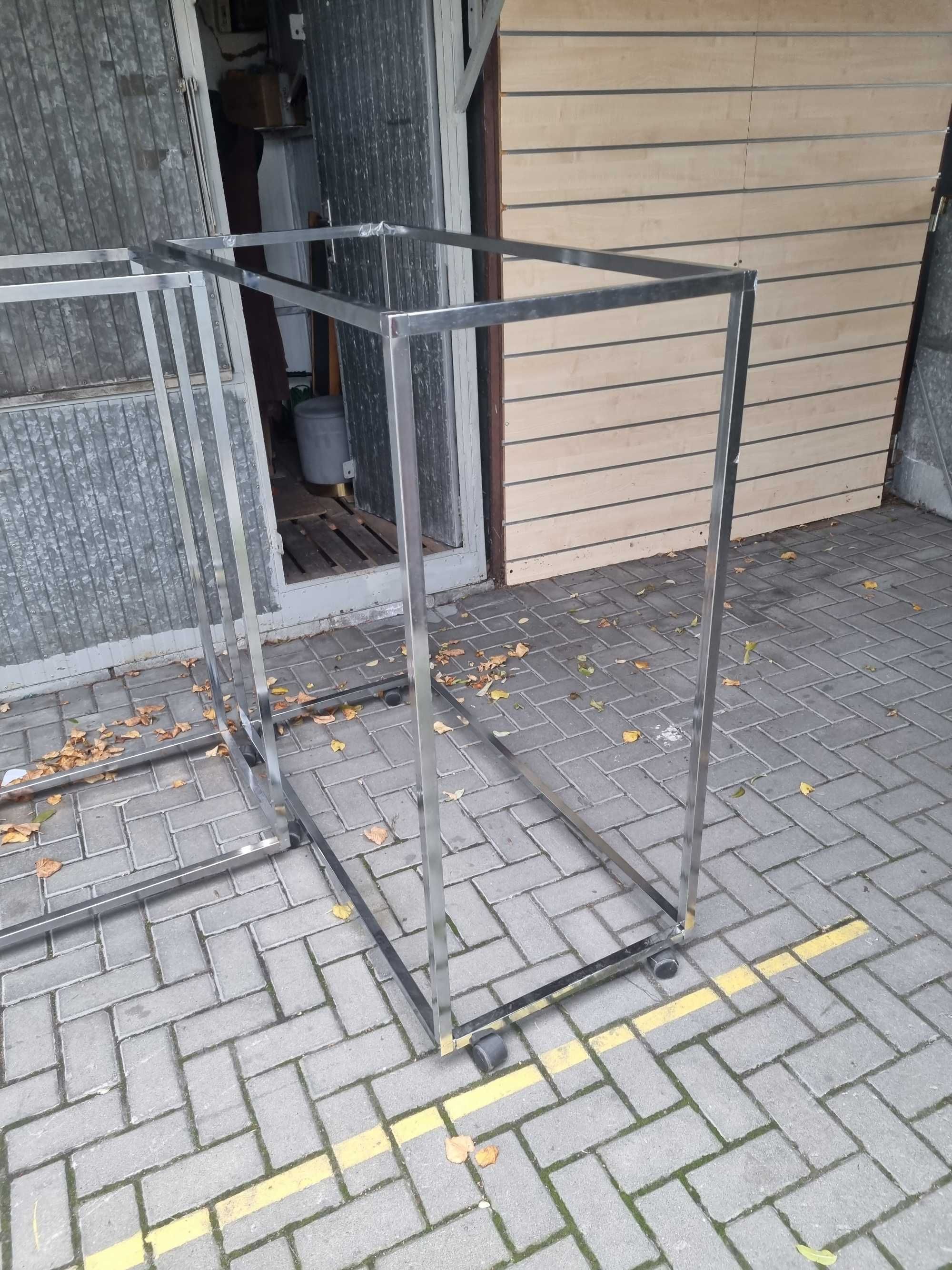 Stojak na ubrania