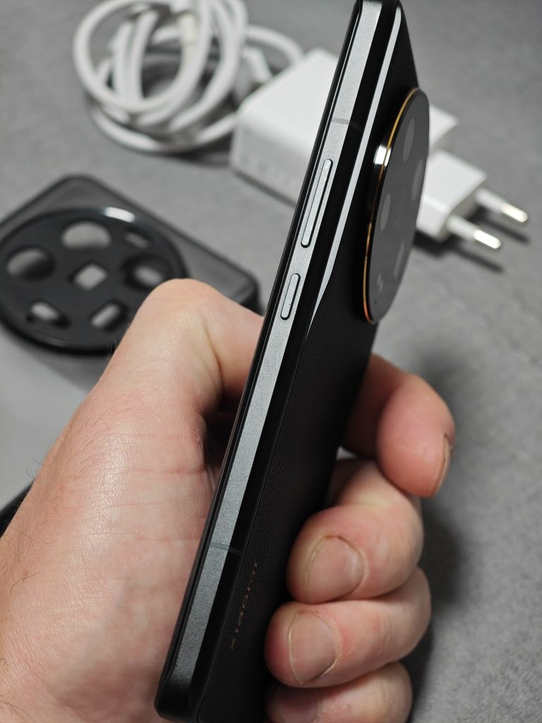 Xiaomi 13 Ultra 12/512 Global EU