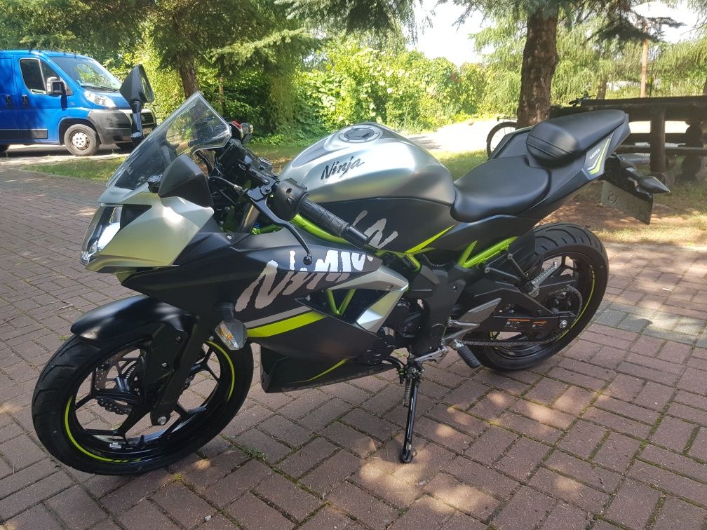 Kawasaki Ninja 125 YZF MT 2019r