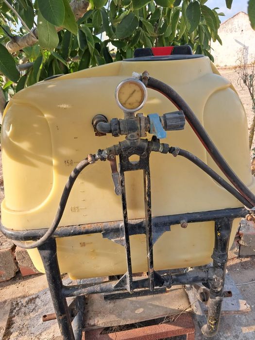 Pulverizador Tomix 200L