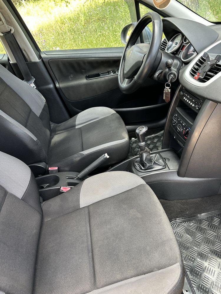 Peugeot 207 1.4d 70cv