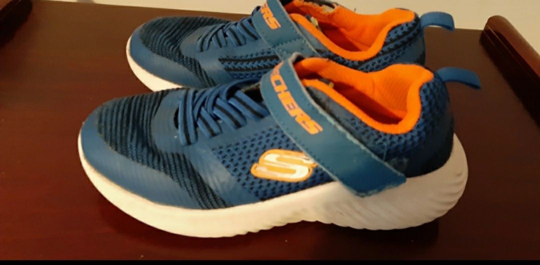 Ténis Skechers para criança