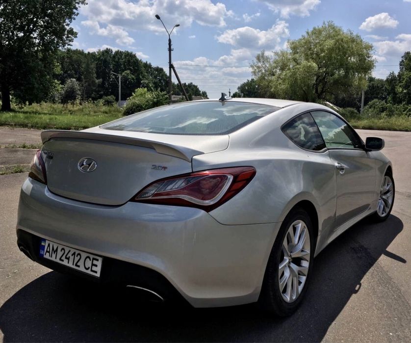 Hyundai genesis goupe 2013