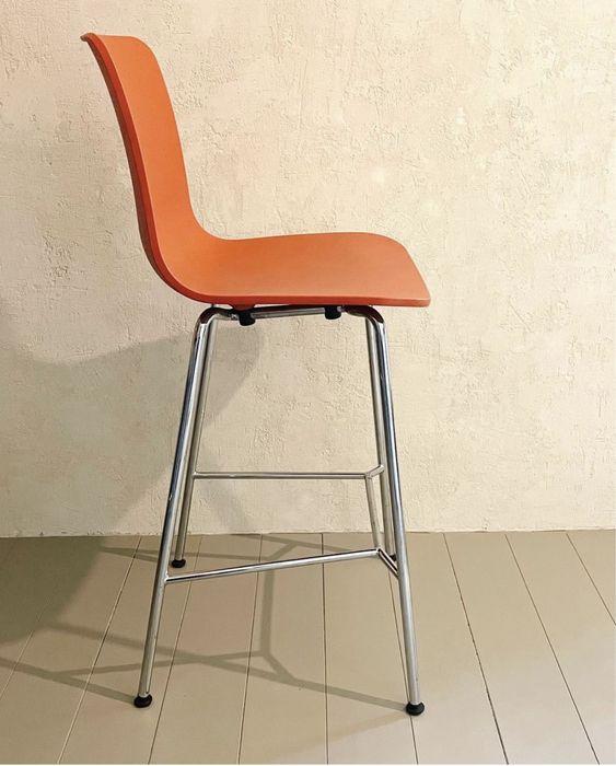 Дизайнерські барні стільці Vitra