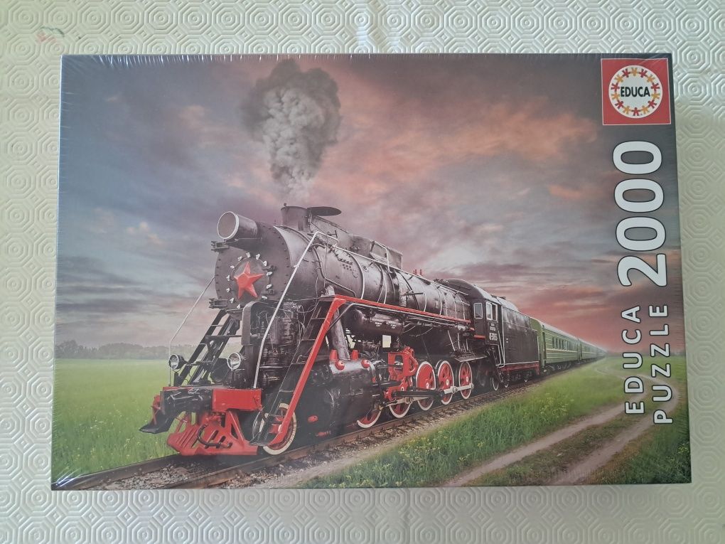 Puzzle 2000 peças novo