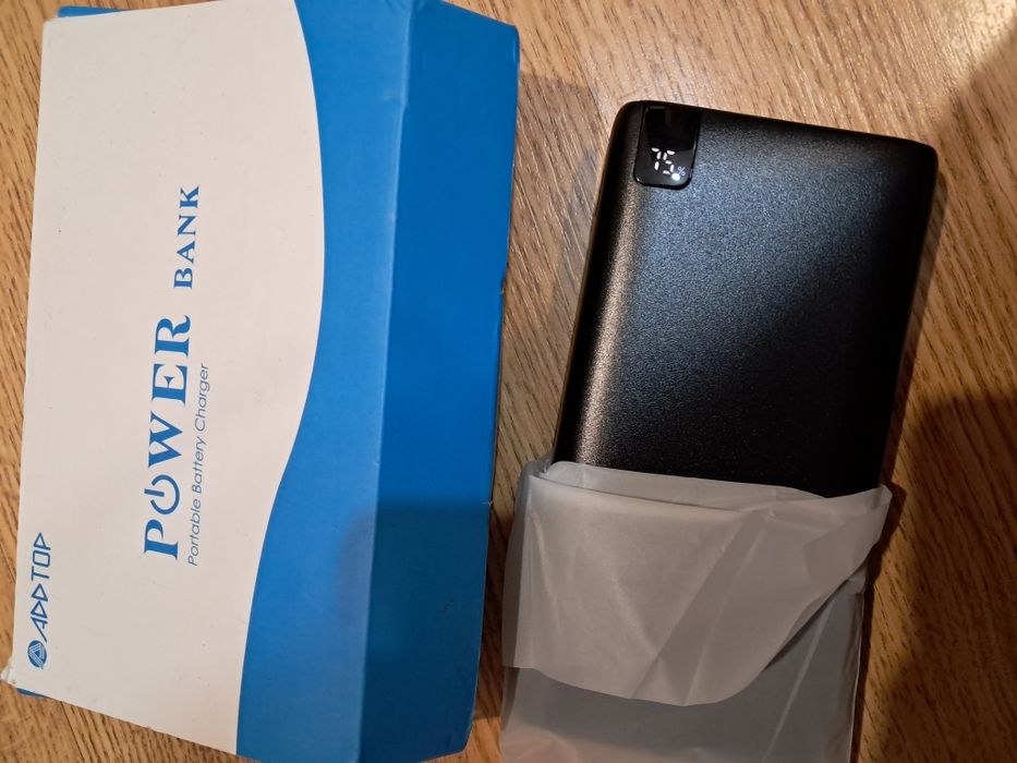 Павербанк новий Addtop