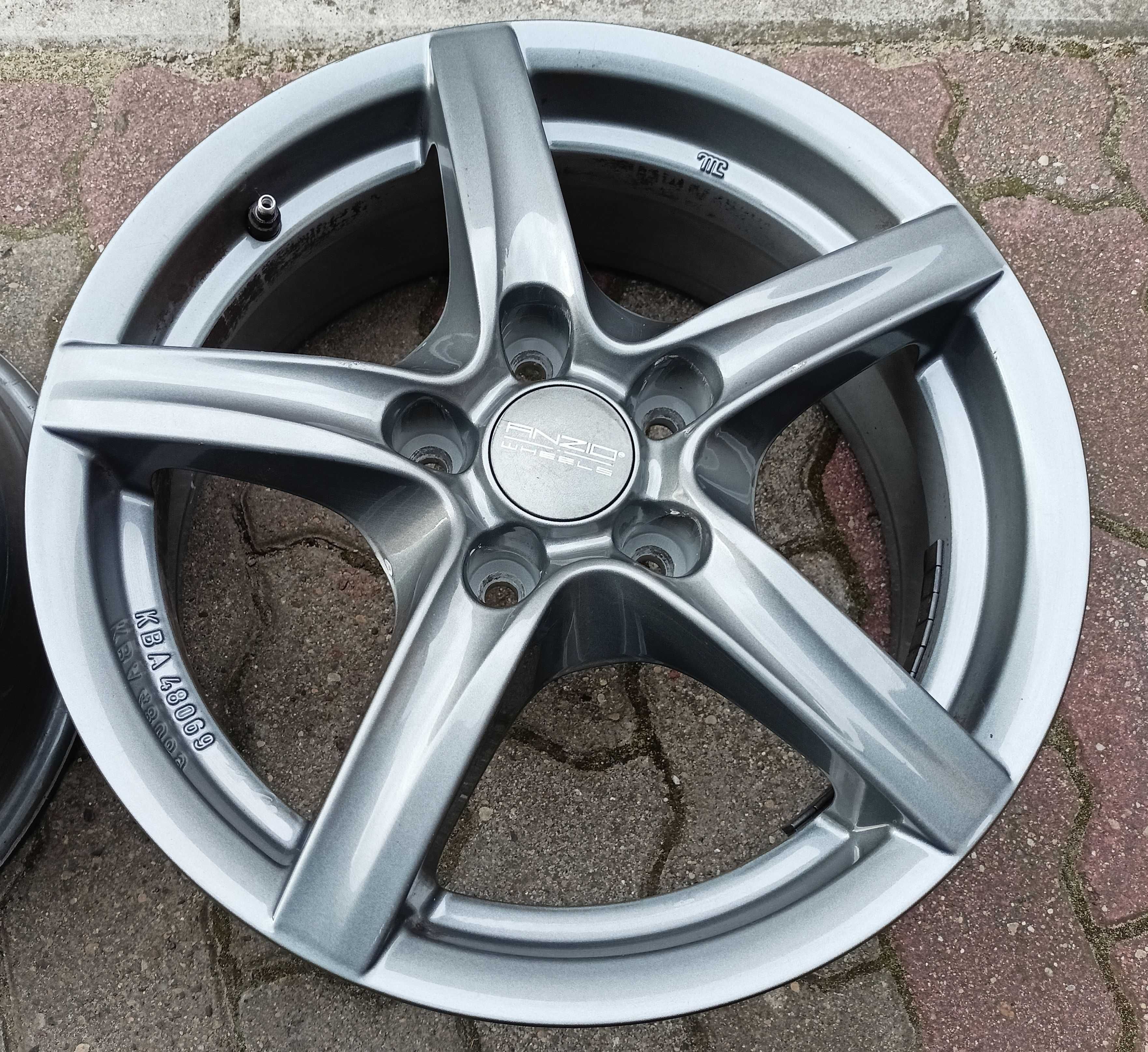 AlufelgI 16 5x114,3 Mitsubishi Hyundai Kia Renault Nissan Toyota Auris
