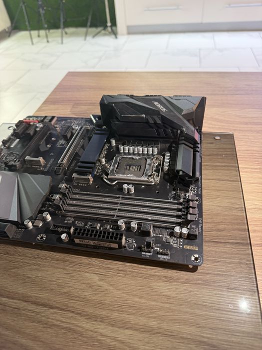Материнська Плата Z390 Aorus Elite Gigabyte