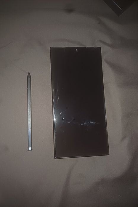 Samsung S24 Ultra - 12/1024gb