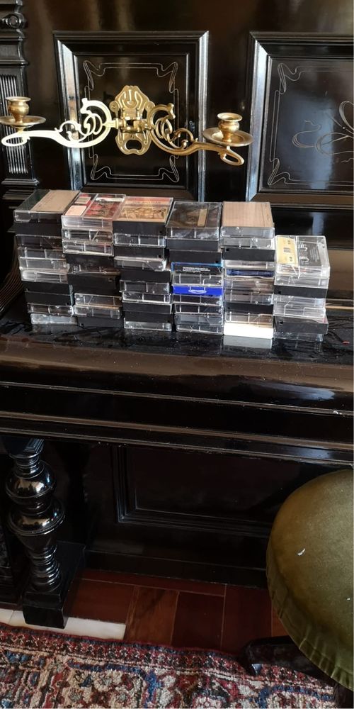 Discos Vinil LPs, CDs e cassetes